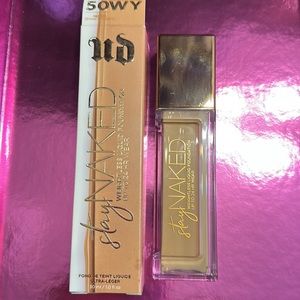 URBAN DECAY STAY NAKED WEIGHTLESS FOUNDATION
